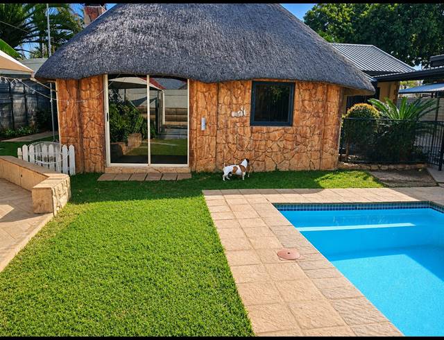 3 BEDROOM HOUSE FOR SALE IN GEELHOUTPARK